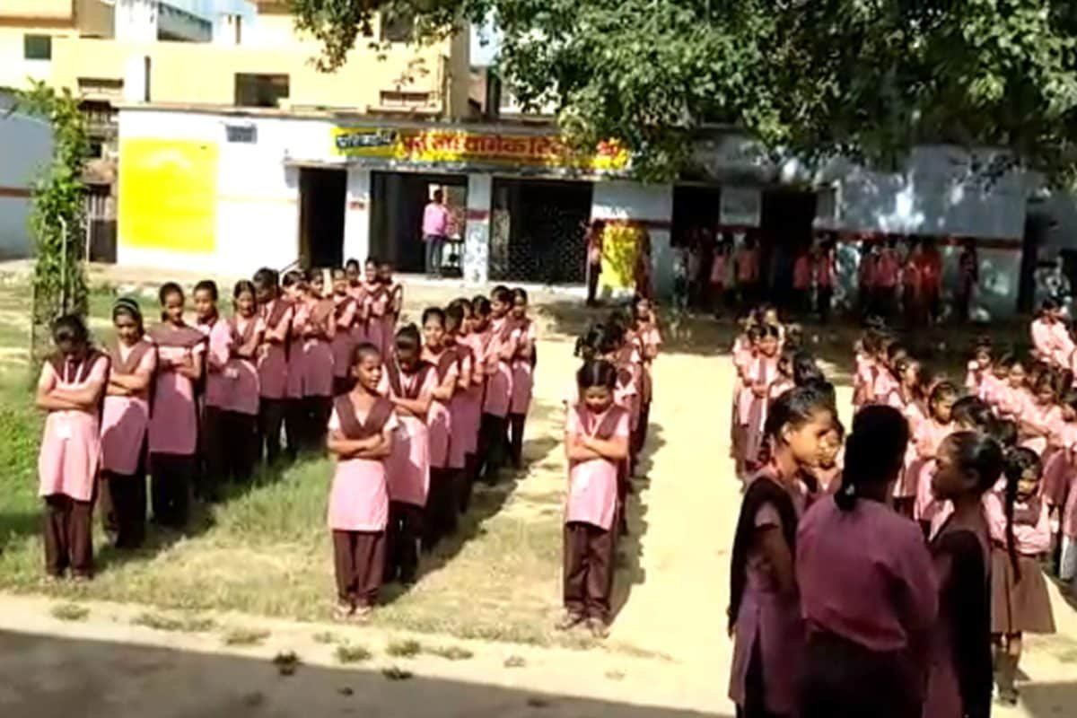 छत्तीसगढ़ में अब मंत्रोच्चार के साथ शुरू होगी पढ़ाई, बारहखड़ी से लेकर AI तक सीखेंगे बच्चे