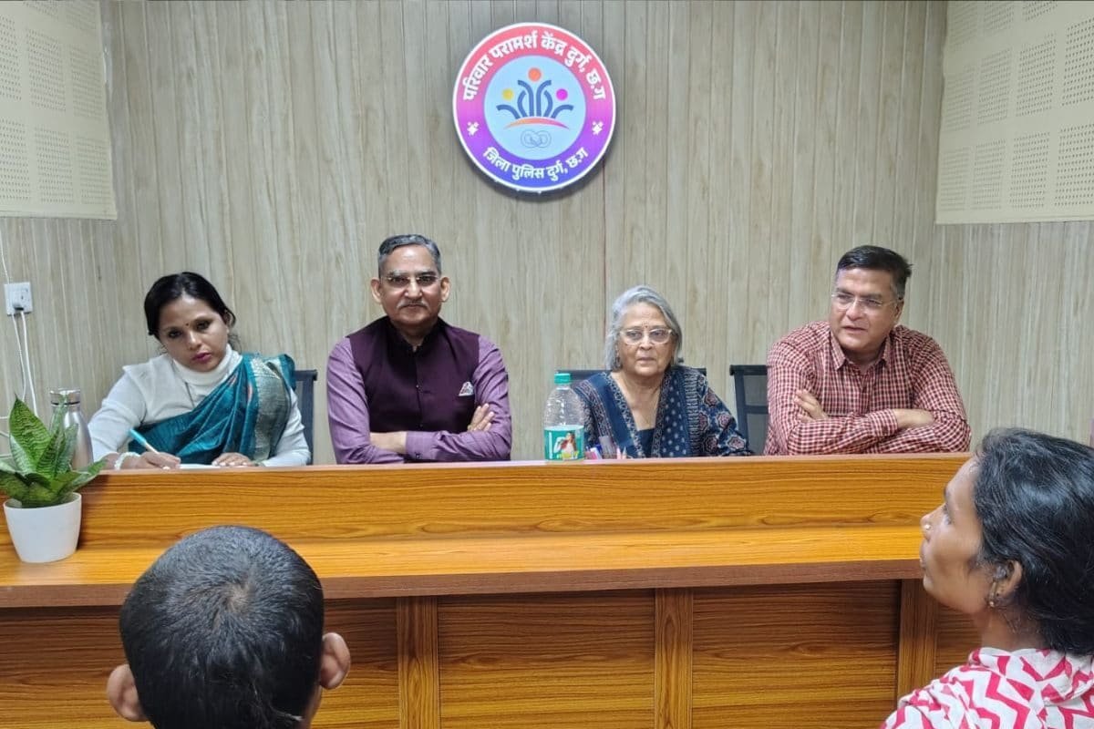टूटते परिवारों को जोड़ने की नई पहल-दुर्ग का जेंडर-बैलेंस्ड सिस्टम बना रोल मॉडल